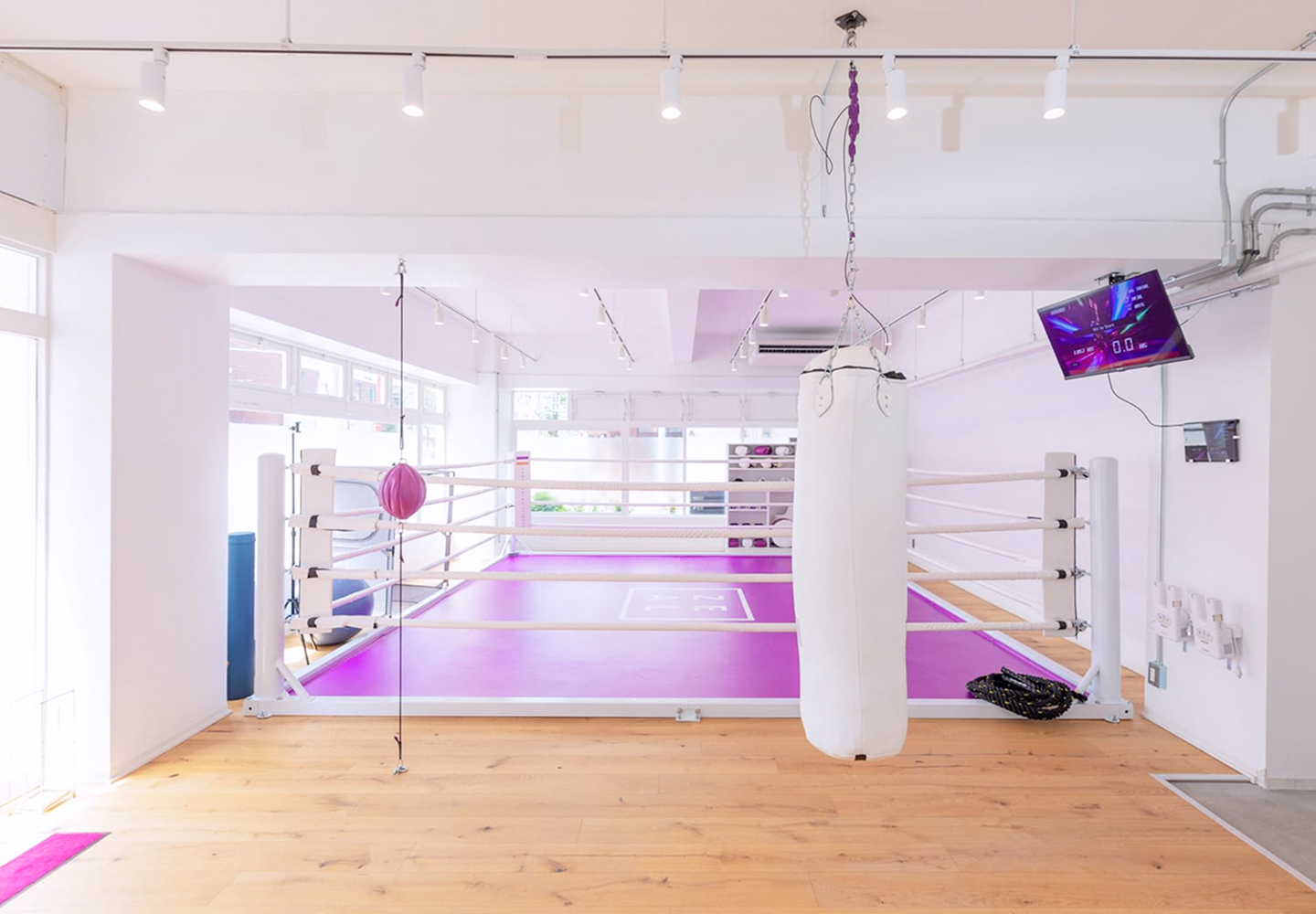 ジール ボクシング フィットネス ジム内部の様子