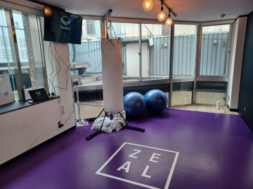 ZEAL BOXING STUDIO広島本通店の画像