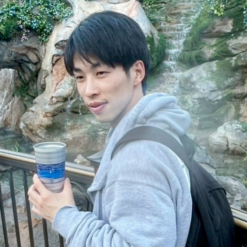 緒方初音の写真