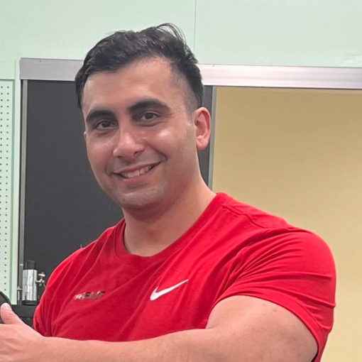 アイディン　バトゥハンの写真